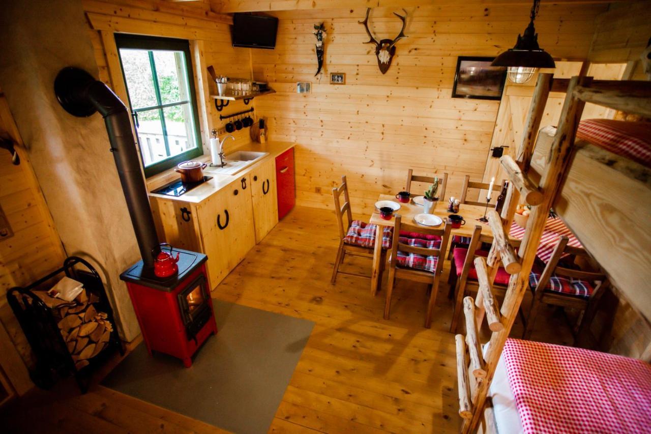 Horse Lake Ranch Neuendorf  Exteriör bild