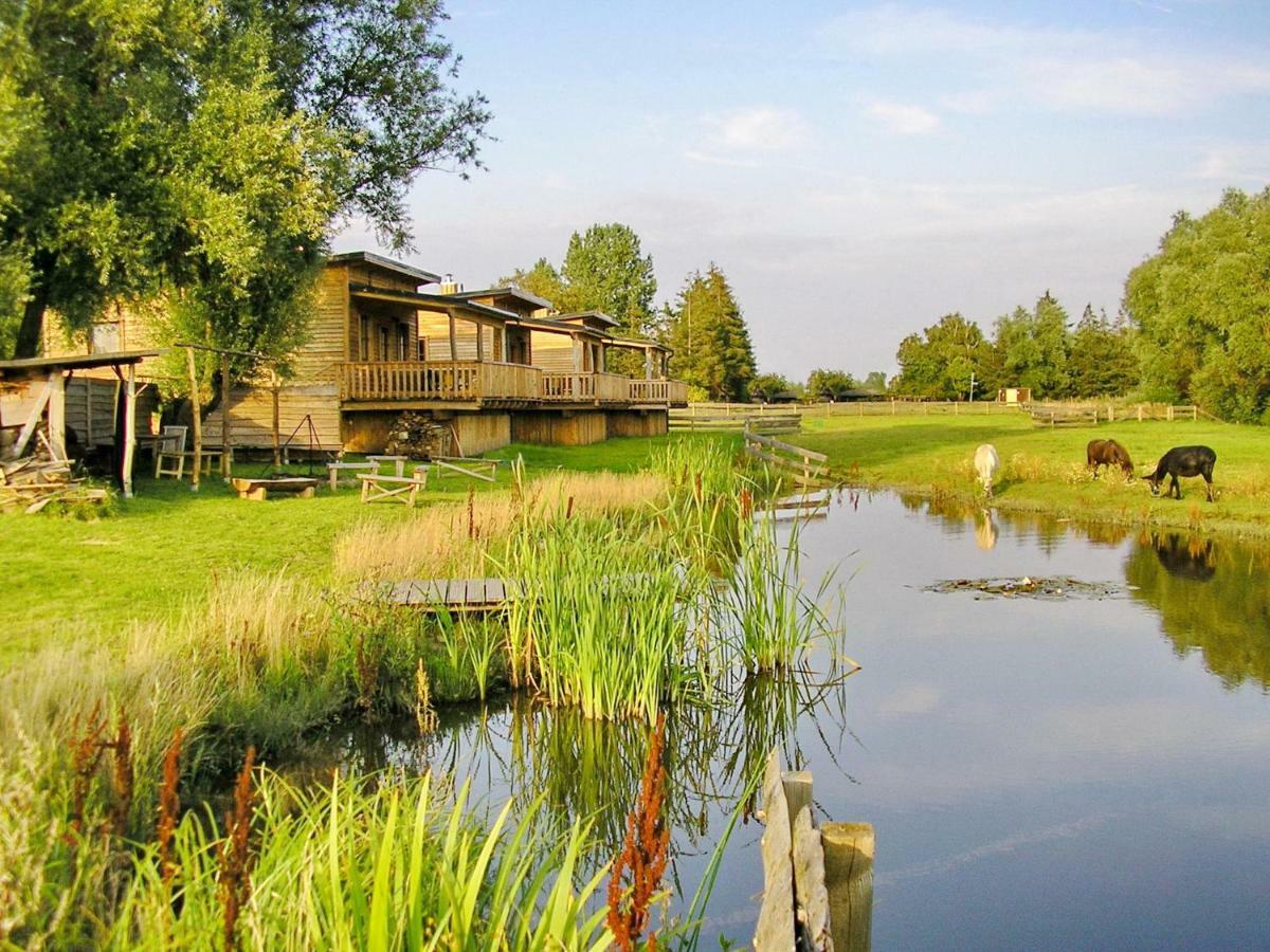Horse Lake Ranch Neuendorf  Exteriör bild